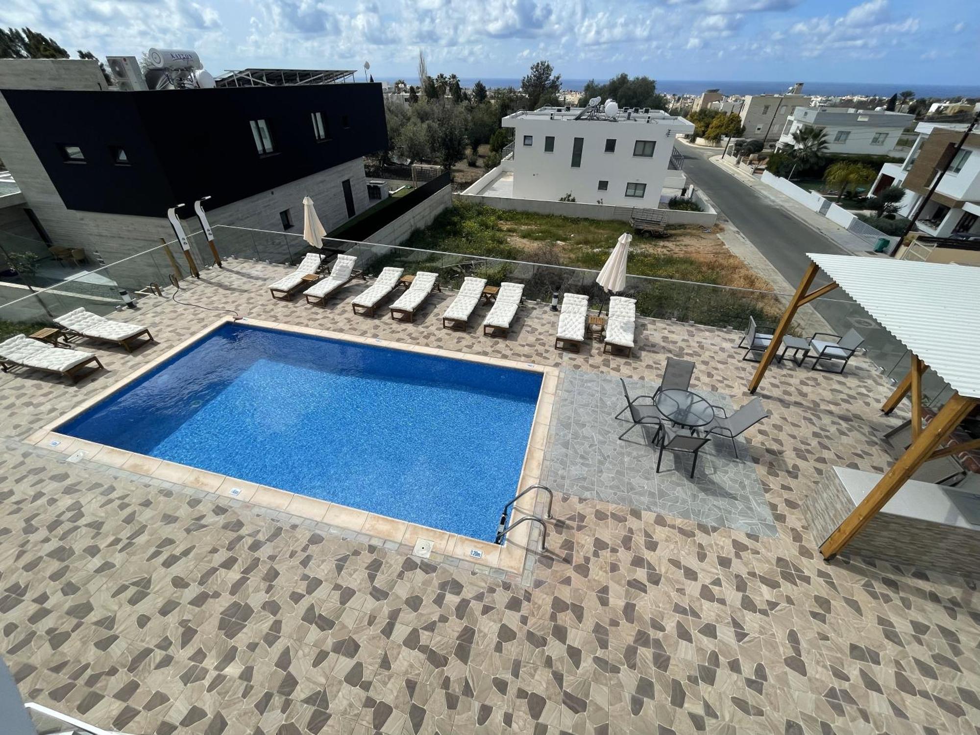 Arf Apartments - With Jacuzzi At The Complex Emba Extérieur photo