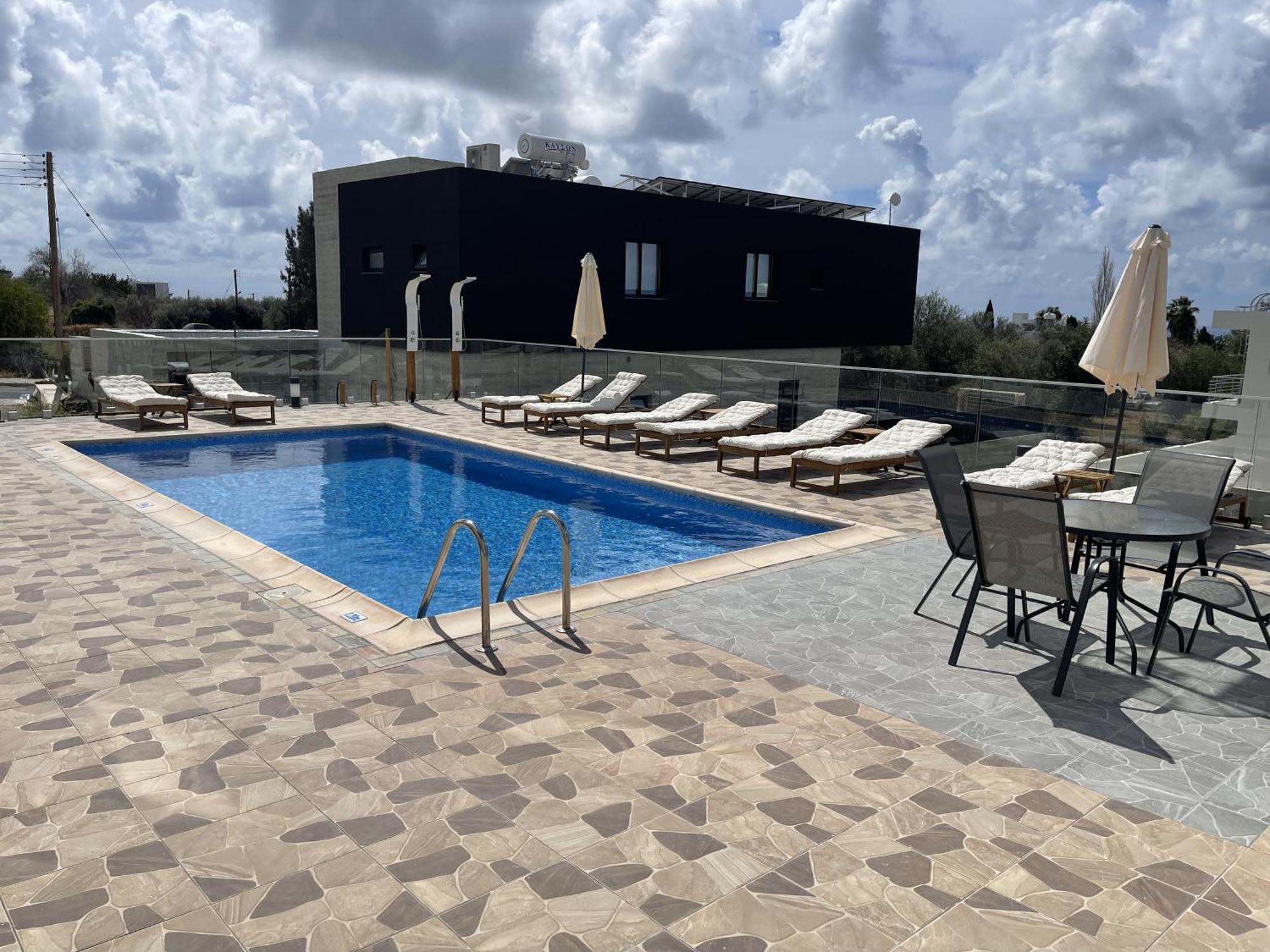 Arf Apartments - With Jacuzzi At The Complex Emba Extérieur photo