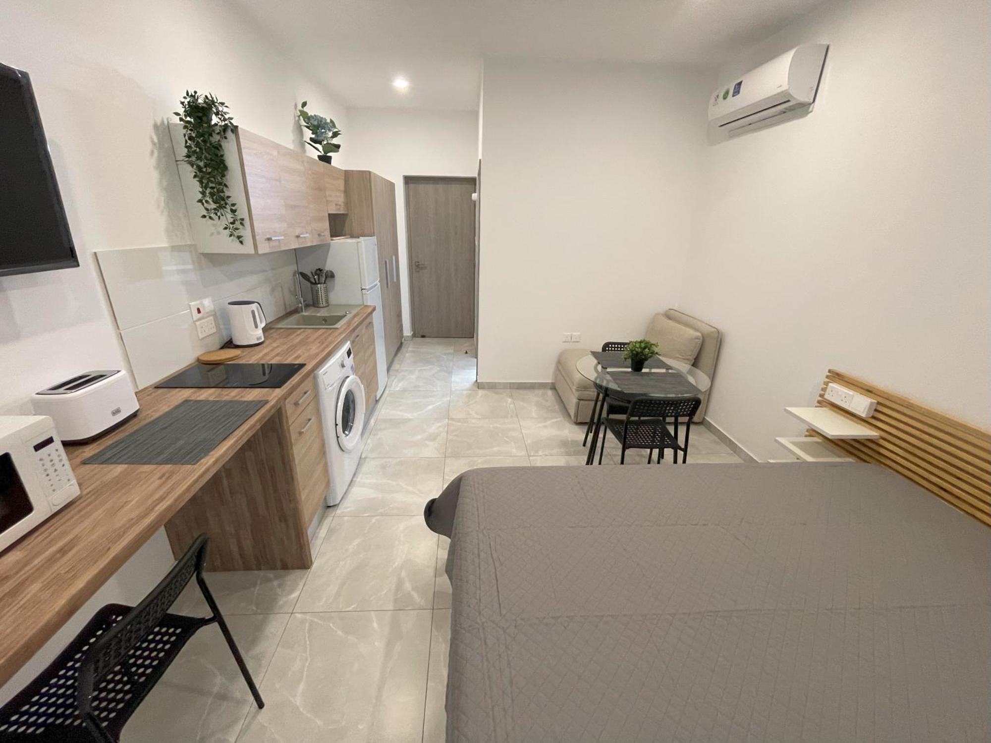Arf Apartments - With Jacuzzi At The Complex Emba Extérieur photo